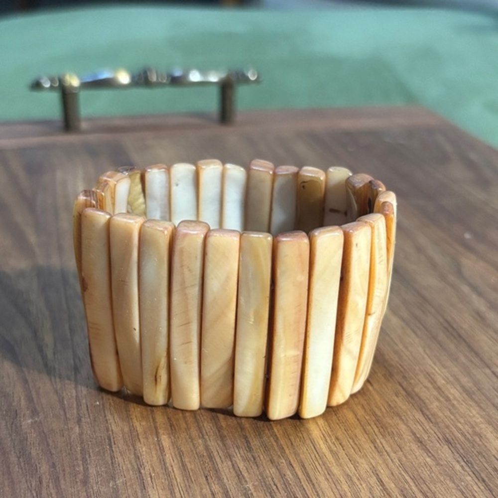 Natural Shell Stretch Bracelet abalone